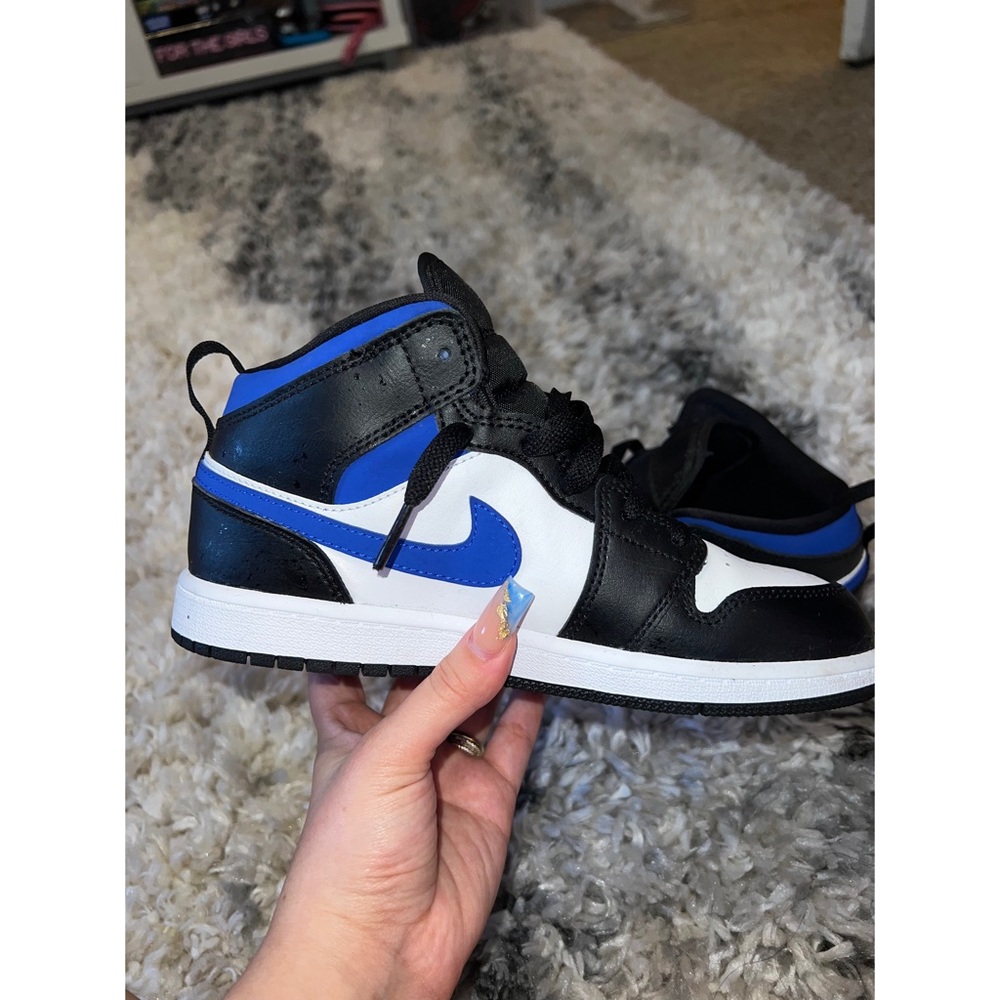 Air Jordan 1 Mid ‘Racer Blue’